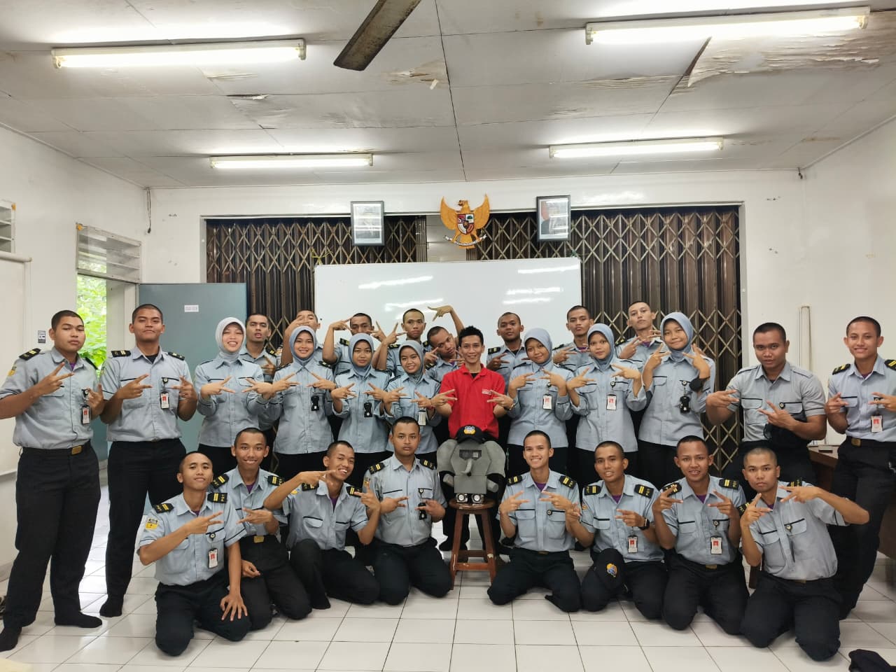 GAPIN (Gajah Pintar AI), sebuah asisten virtual berbasis kecerdasan buatan yang dirancang untuk memberikan informasi seputar Kampus